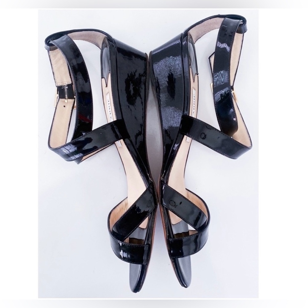 ✨💎 Jimmy Choo Black Patent Leather Crisscross
Strap Wedge Sandals💎✨ - Picture 8 of 8